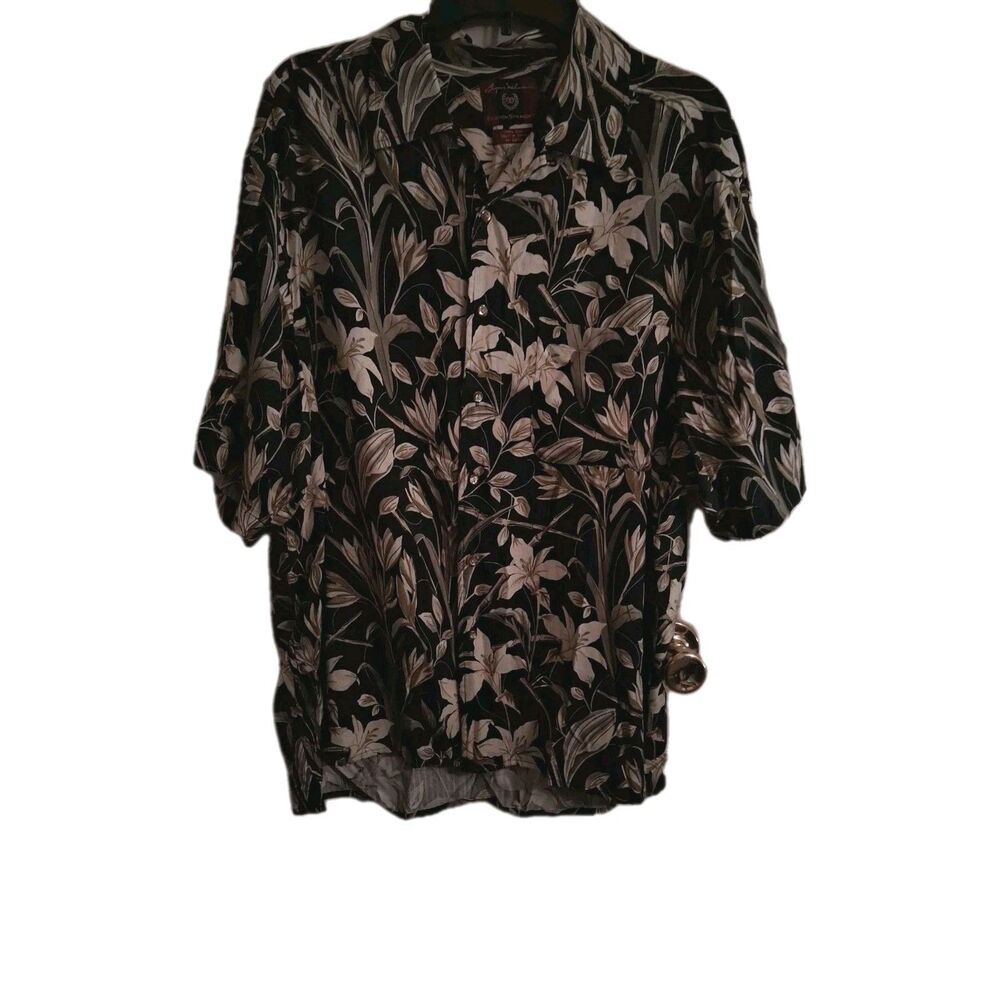 Byron Nelson Eleven Straight Shirt Size L Short Sleeve Floral 100% Silk